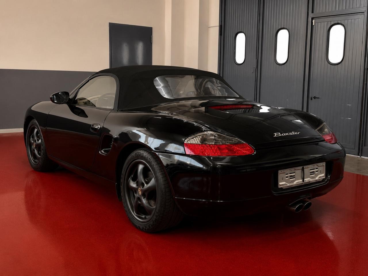 Porsche Boxster 2.5i 24V cat