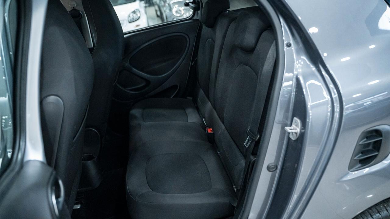 Smart ForFour 0.9 90CV SUPERPASSION TWINAMIC 16" NAVI LED FULL O