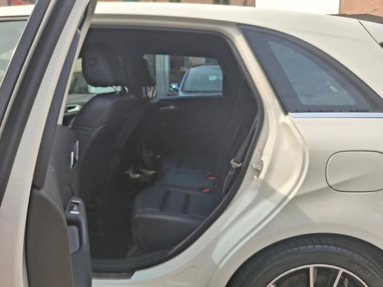 Mercedes-benz B 180 CDI BlueEFFICIENCY Premium