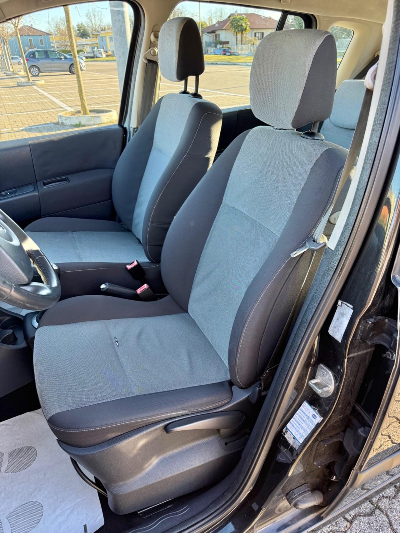 Renault Modus Grand 1.2 75Cv*Clima*Neopatentati