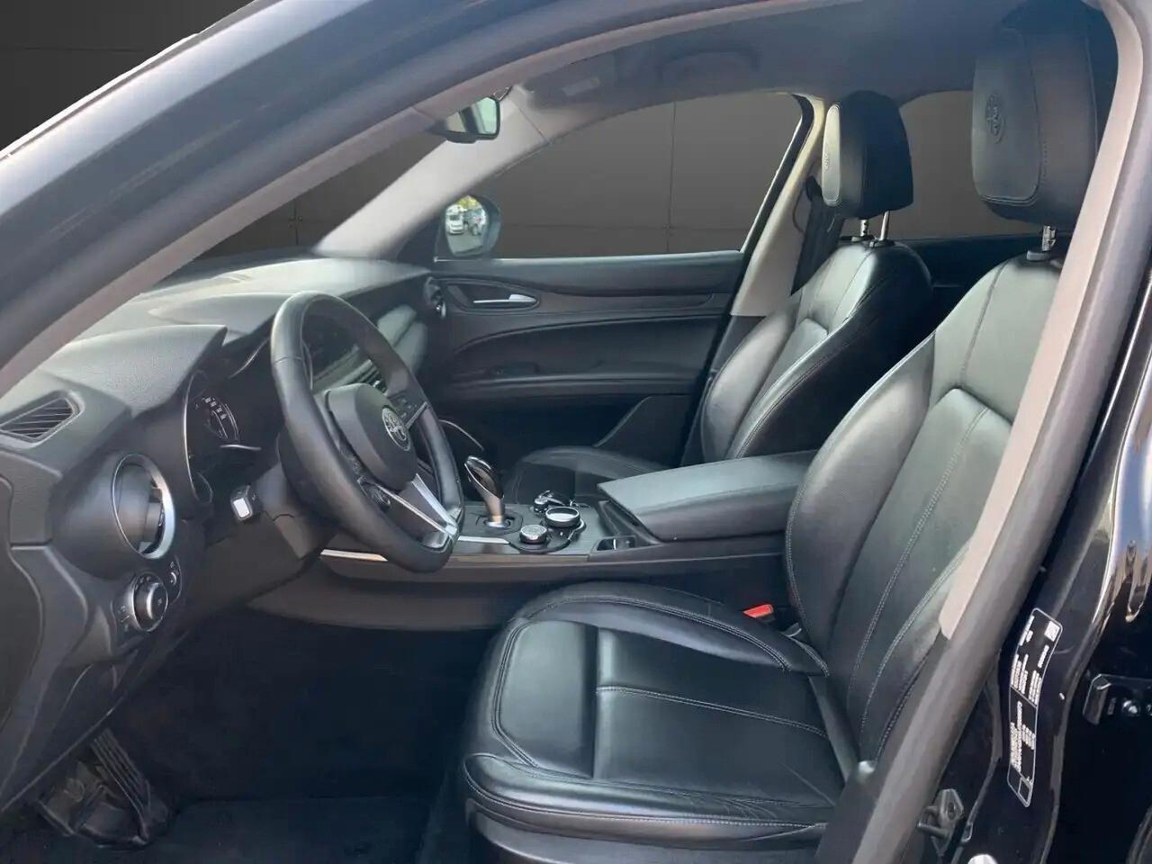 Alfa Romeo Stelvio 2.0 Turbo 200 CV AT8 Q4 Super