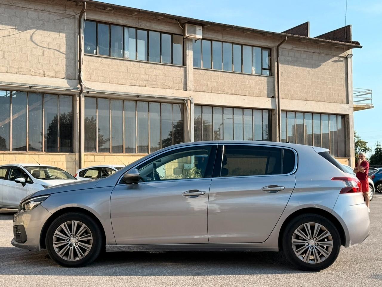 Peugeot 308 BlueHDi 120 S&S Active