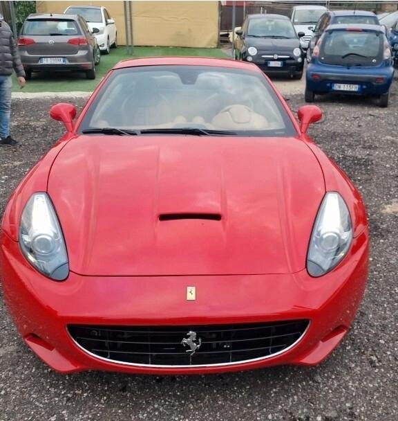 Ferrari California DCT 2014