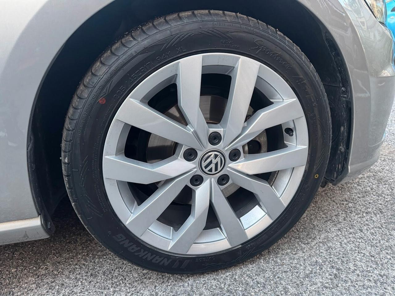 Volkswagen Golf 1.4 TSI 125CV DSG