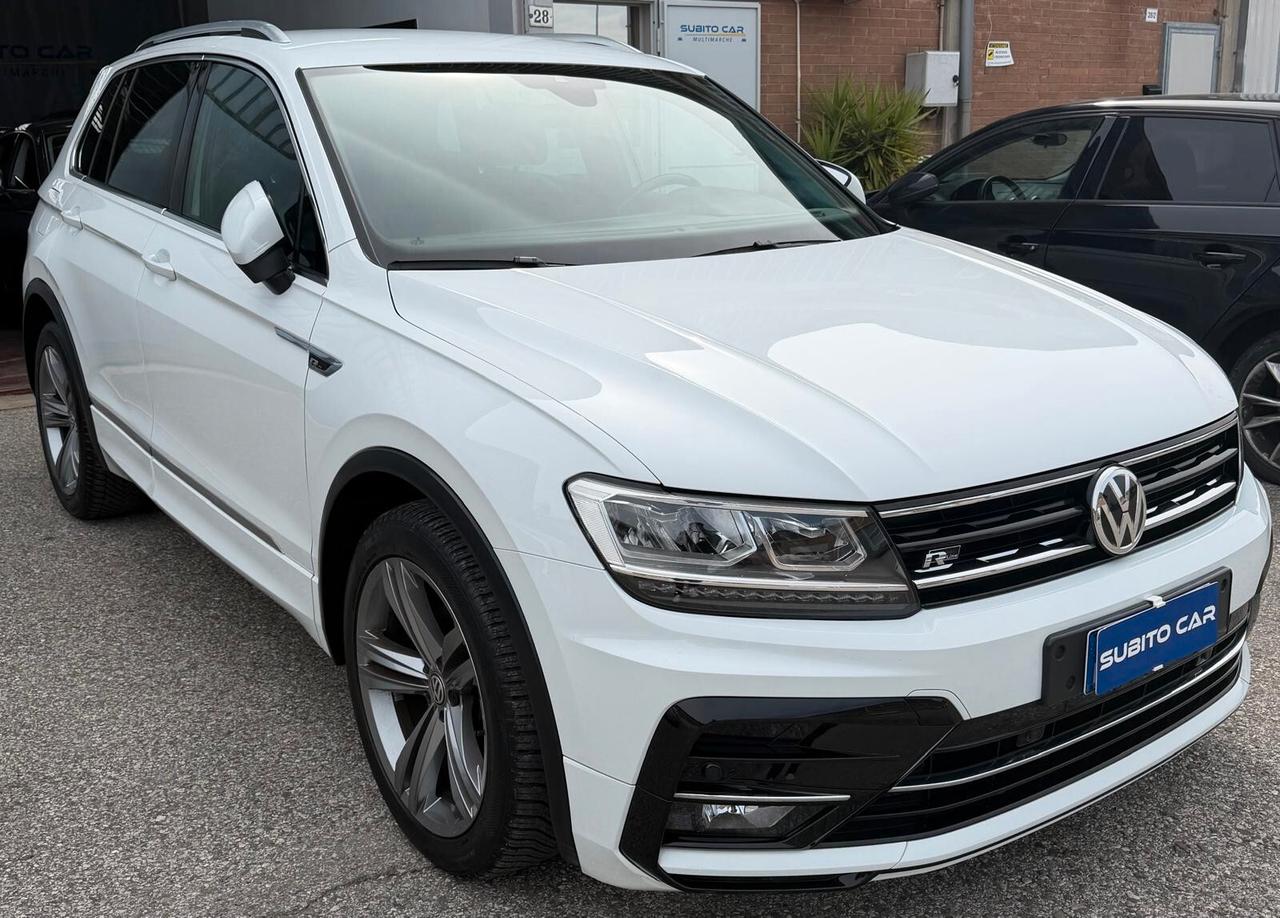 Volkswagen Tiguan 2.0 TDI SCR DSG R-LINE Pack interno ed esterno