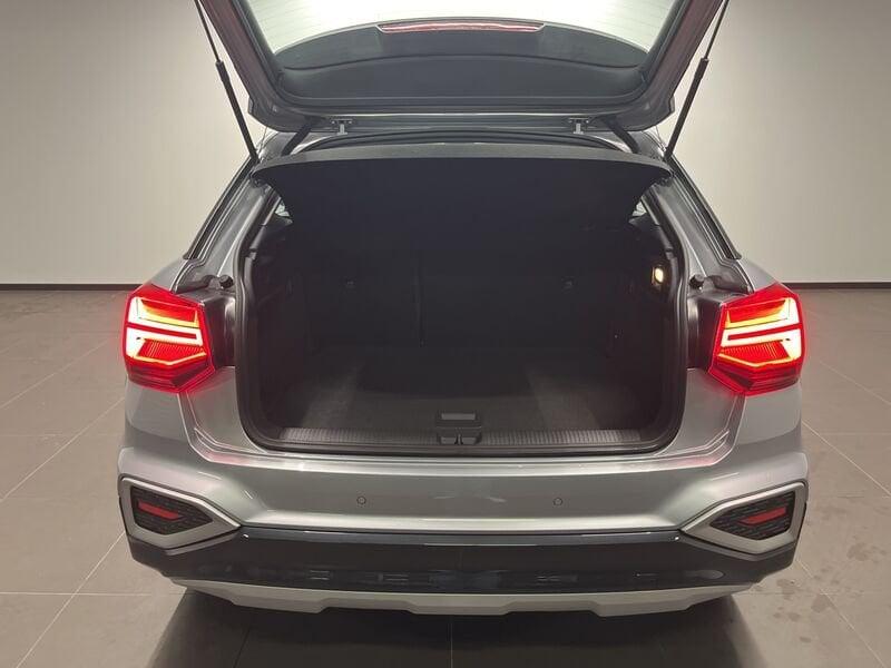 Audi Q2 Audi Business Advanced 30 TFSI 81(110) kW(CV) 6-marce