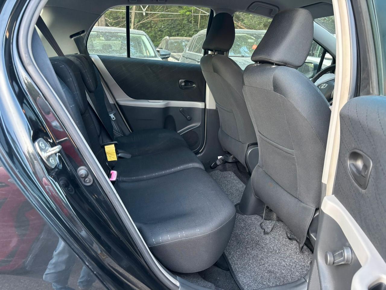 Toyota Yaris 1.3 5 porte Luna OK Neopatentati