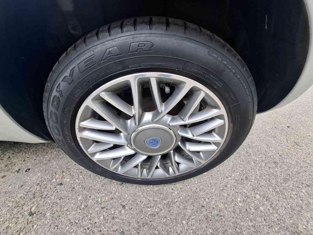 LANCIA Ypsilon 1.2 69 CV 5 porte S&S Gold