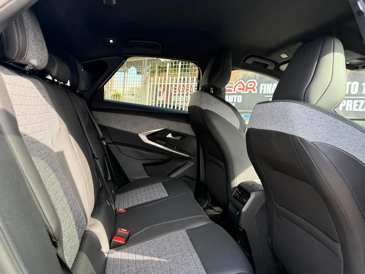 PEUGEOT 3008 HYBRID 136CV AUTOMATICA ALLURE KM0