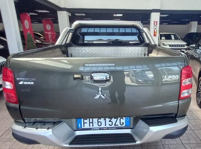 MITSUBISHI L200 2.4 DI-D/ Double Cab Diamond Edition
