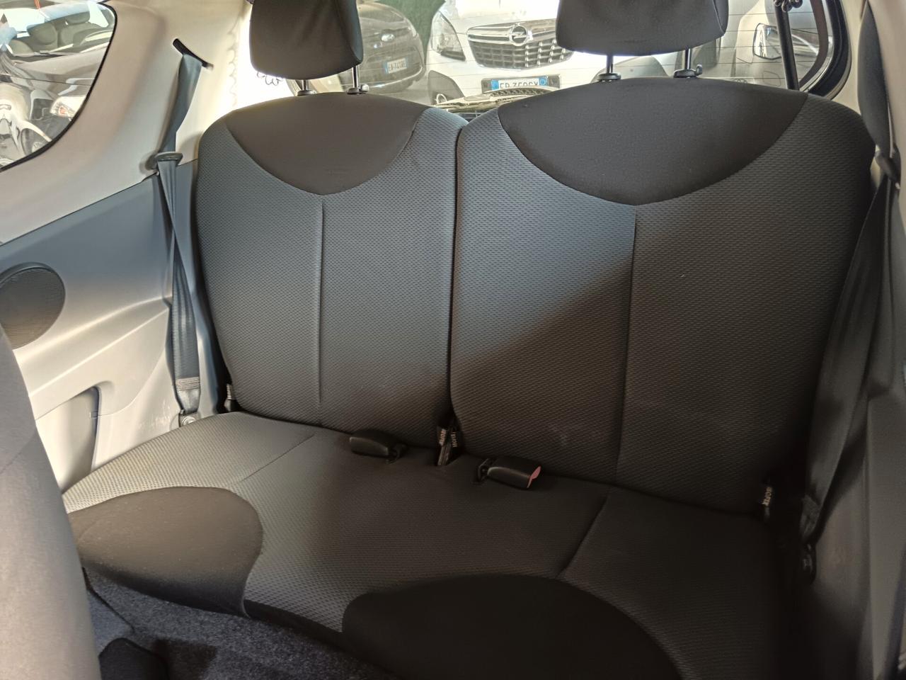 Toyota Aygo 1.0 12V VVT-i 3 porte Sol