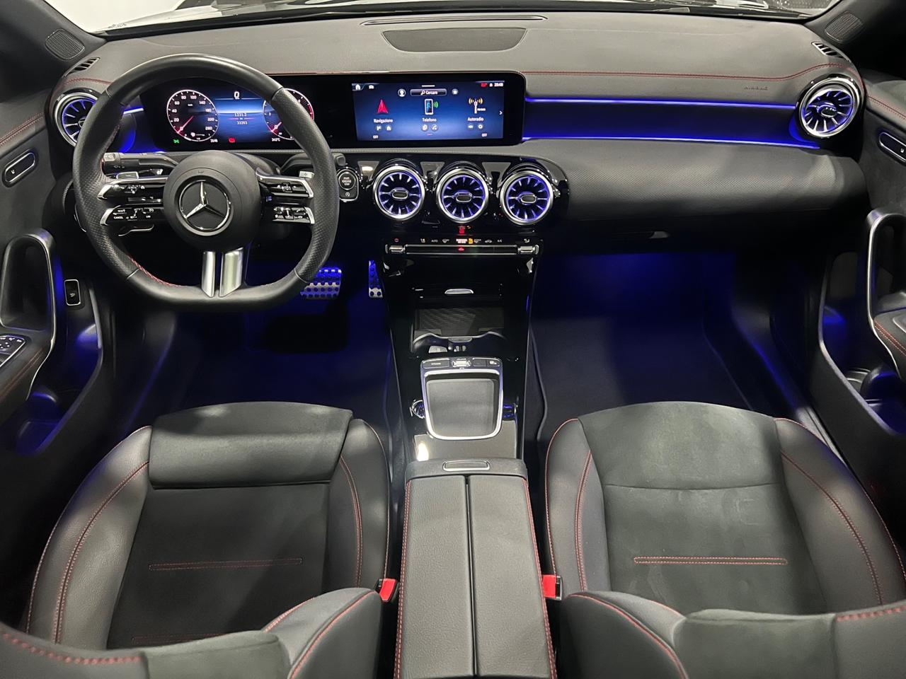 Mercedes Benz CLA 200d Aut. AMG Line Premium Plus 150 cv