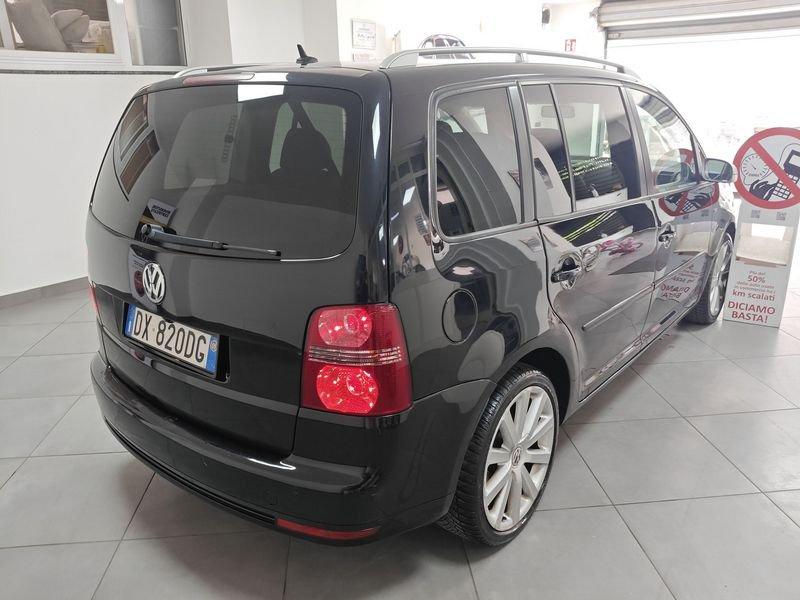Volkswagen Touran Touran 2.0 tdi Highline 170cv dpf 7POSTI