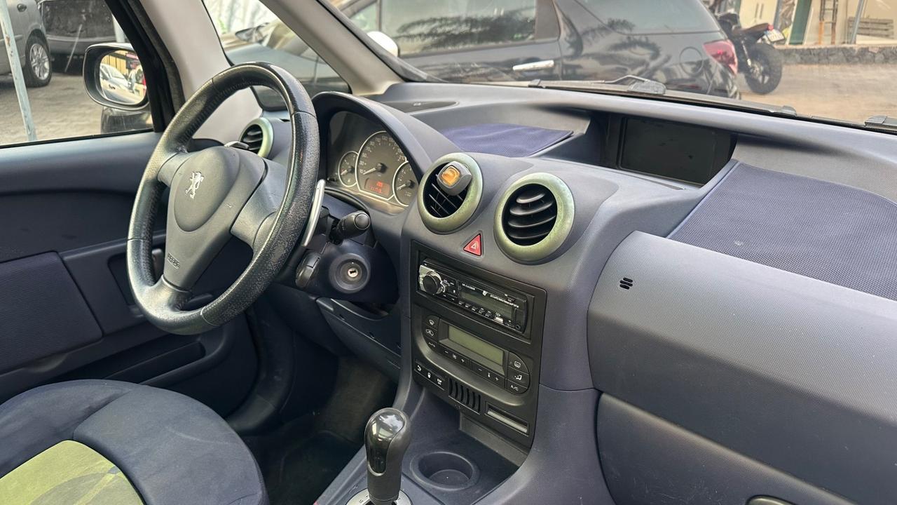 Peugeot 1007 1.6 Sporty 2Tronic