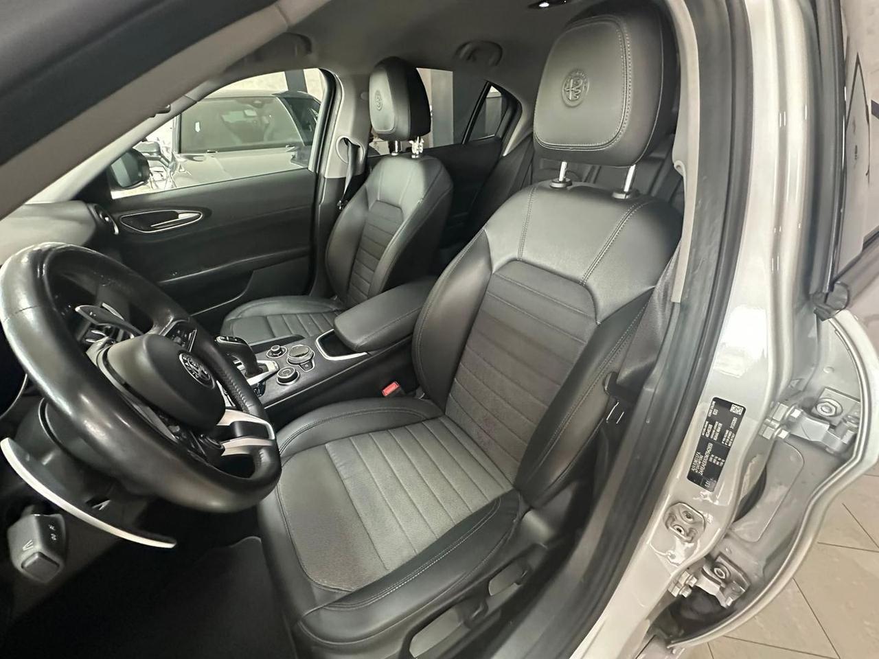 Alfa Romeo Giulia Executive 2.2 #6808