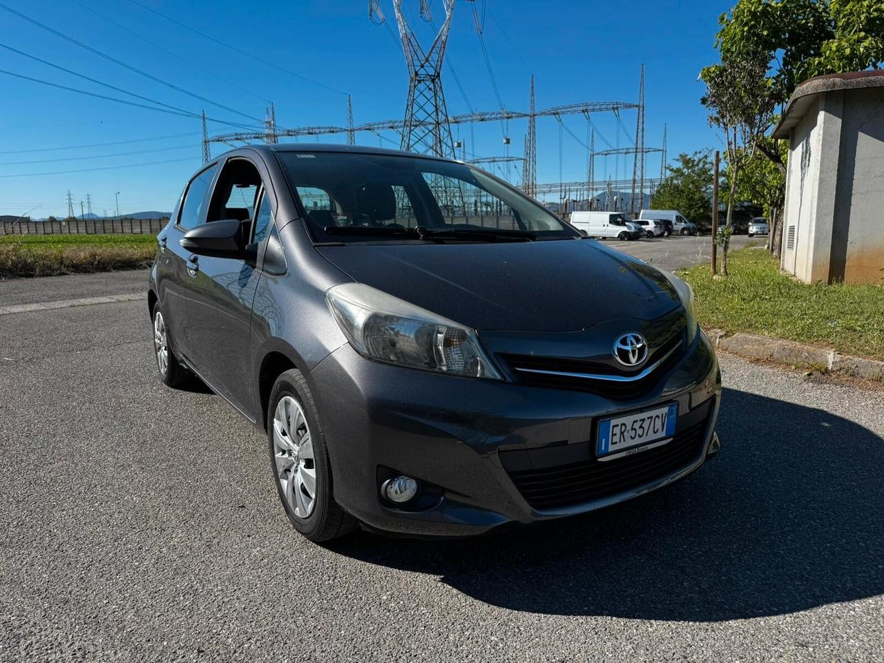 Toyota Yaris 1.0 5 porte Lounge