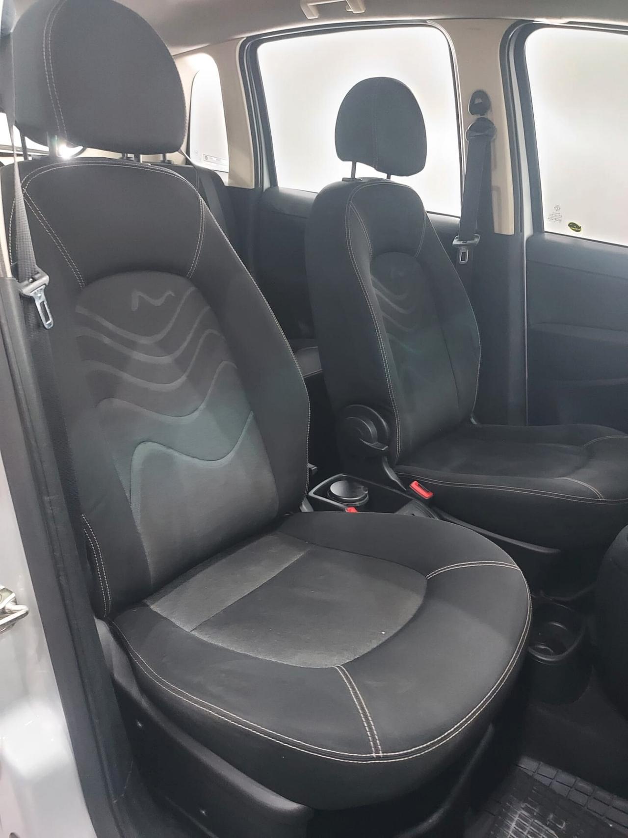 Lancia MUSA 1.3 Mjt 95 CV AVENUE 2012