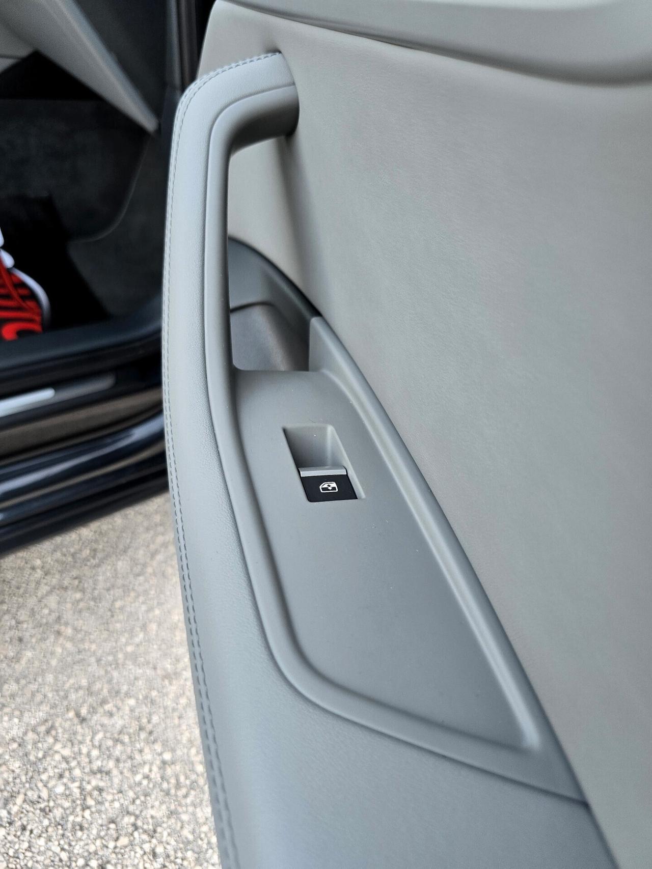 Audi A4 Avant 40 2.0 tdi Business Advanced quattro 190cv s-tronic