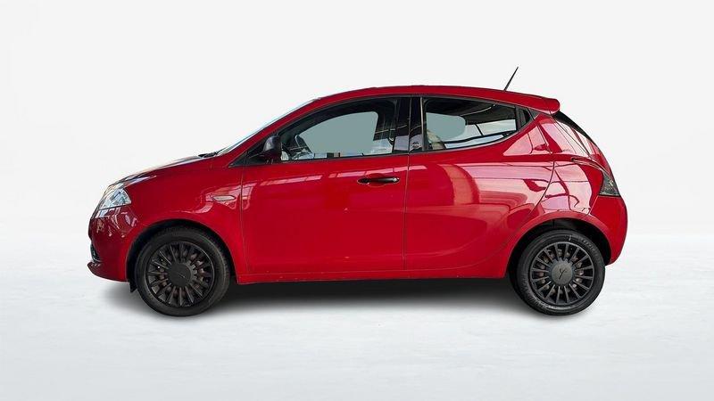 Lancia Ypsilon 1.0 firefly hybrid Gold s&s 70cv 5 Porte 1.0 FireFly Hybrid 70cv Gold S&S