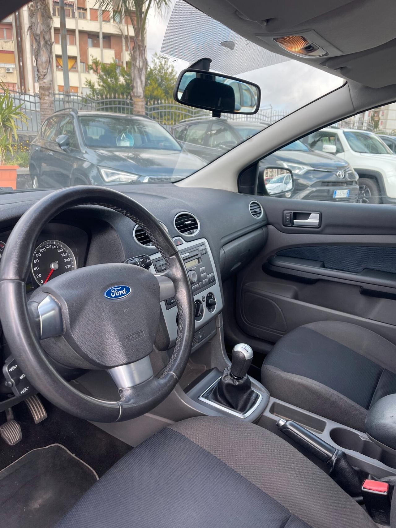 Ford Focus 1.6 TDCi 90CV