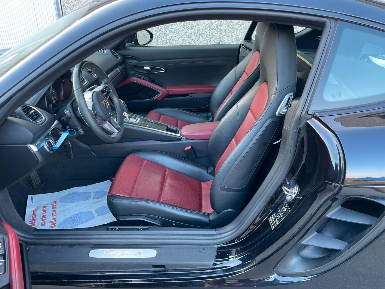 Porsche Cayman 718 2.0 300cv PDK