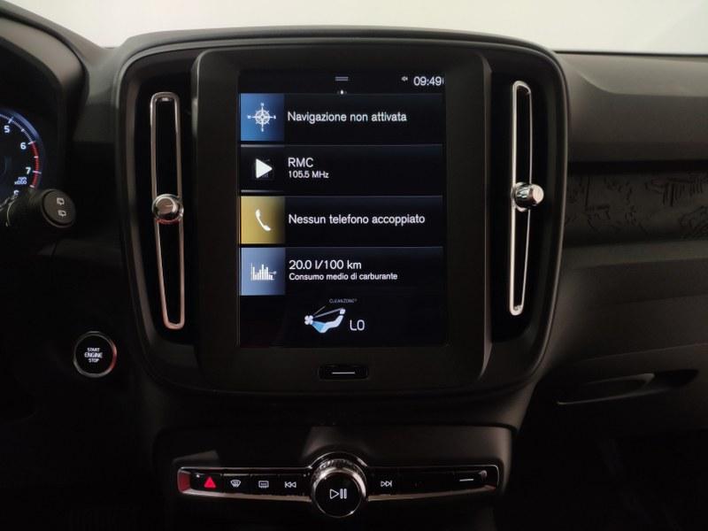 VOLVO Xc40 T2 Momentum Core