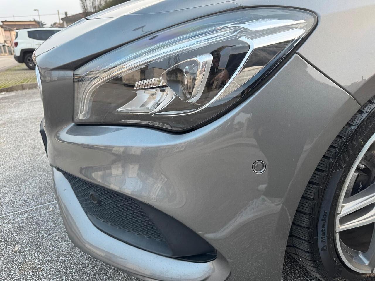 Mercedes-benz CLA 200 d S.W. 4Matic Automatic Business NEOPATENTATI