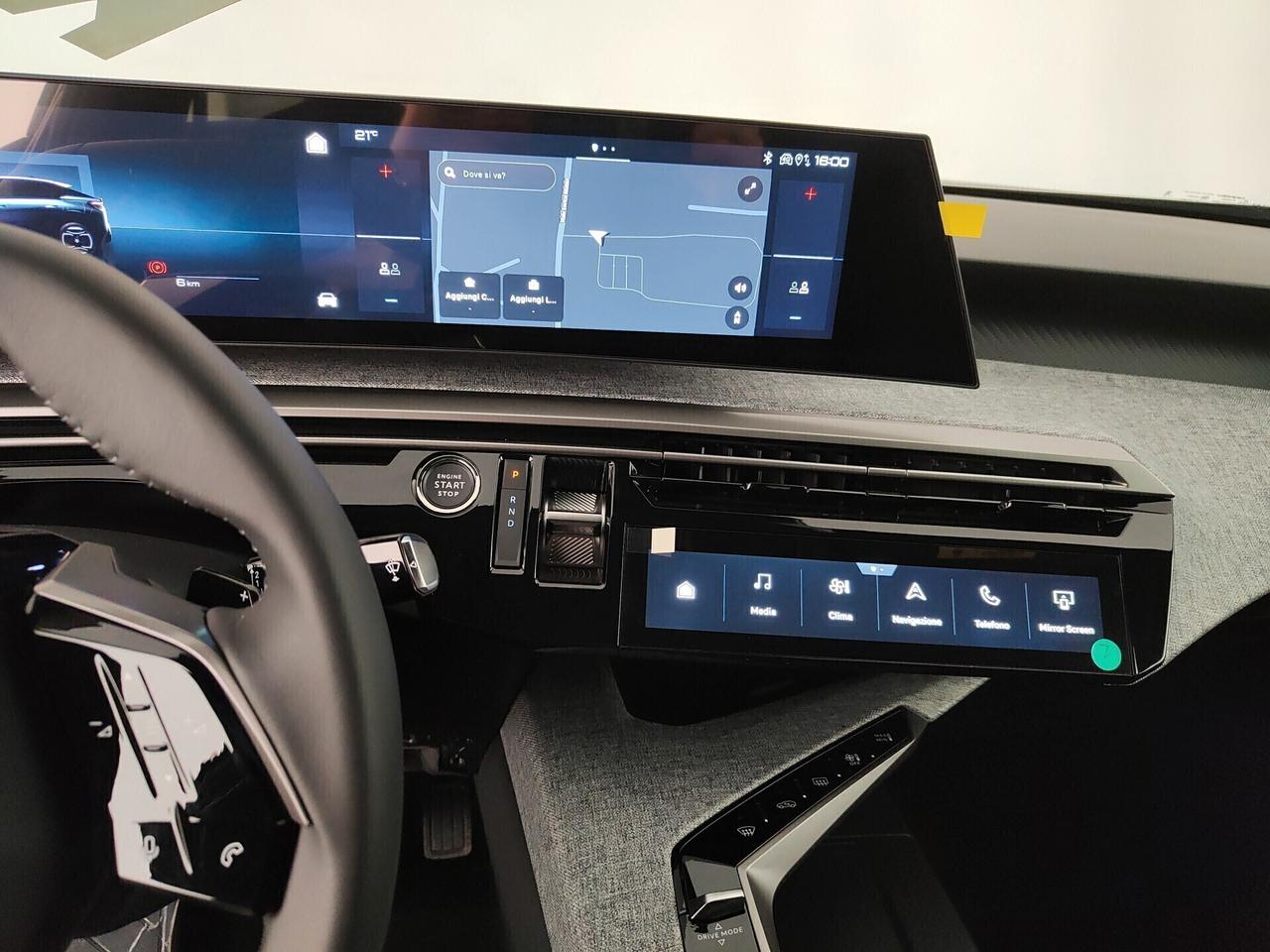 Peugeot 3008 e-3008 motore elettrico (73kWh) 210 CV Allure