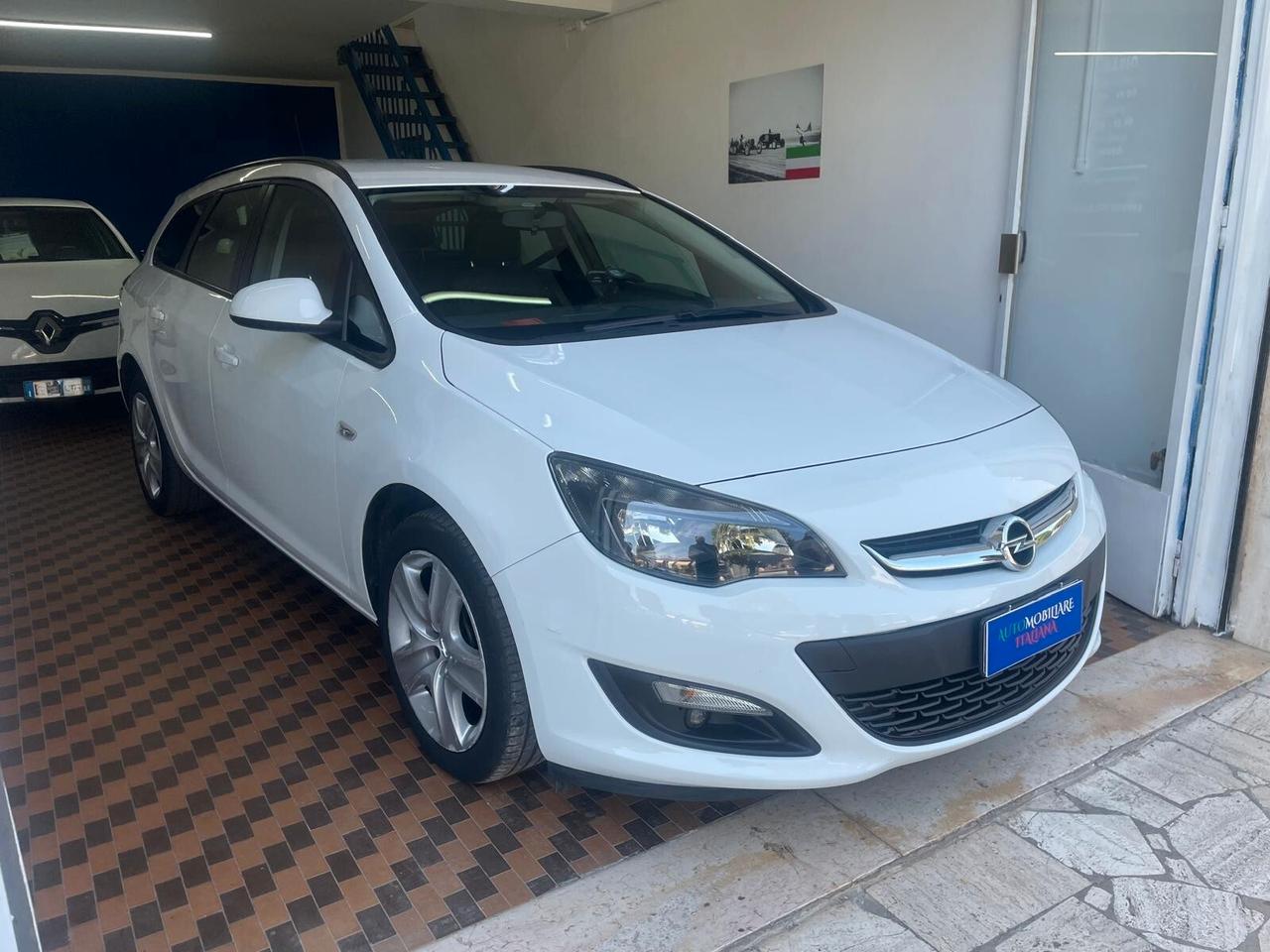 Opel Astra 1.4 Turbo 140CV 4 porte GPL Tech