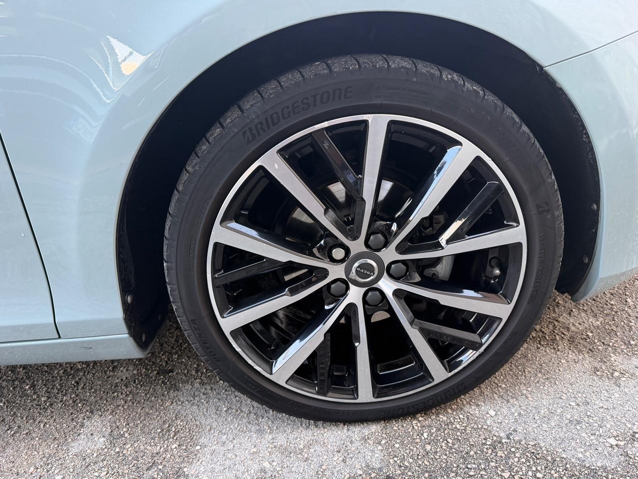 Volvo V40 D3 R-design Kinetic UNICO PROPRIETARIO