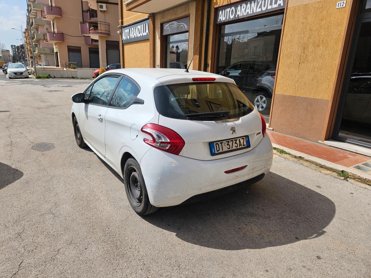 PEUGEOT 208 1200 BENZINA 82 CV UNICO PROPRIETARIO
