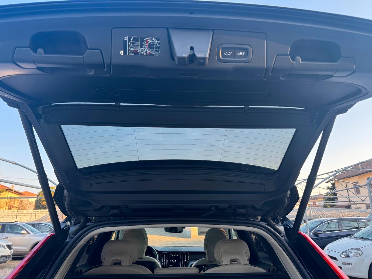 Volvo XC 60 XC60 T6 Recharge Plug-in Hybrid AWD Inscription