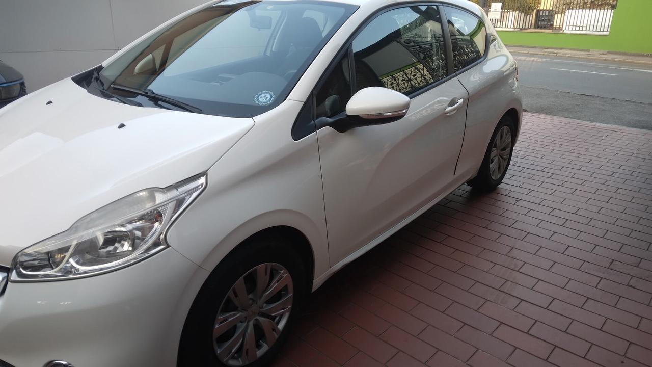 Peugeot 208 1.2 VTi 82 CV 3 porte Active