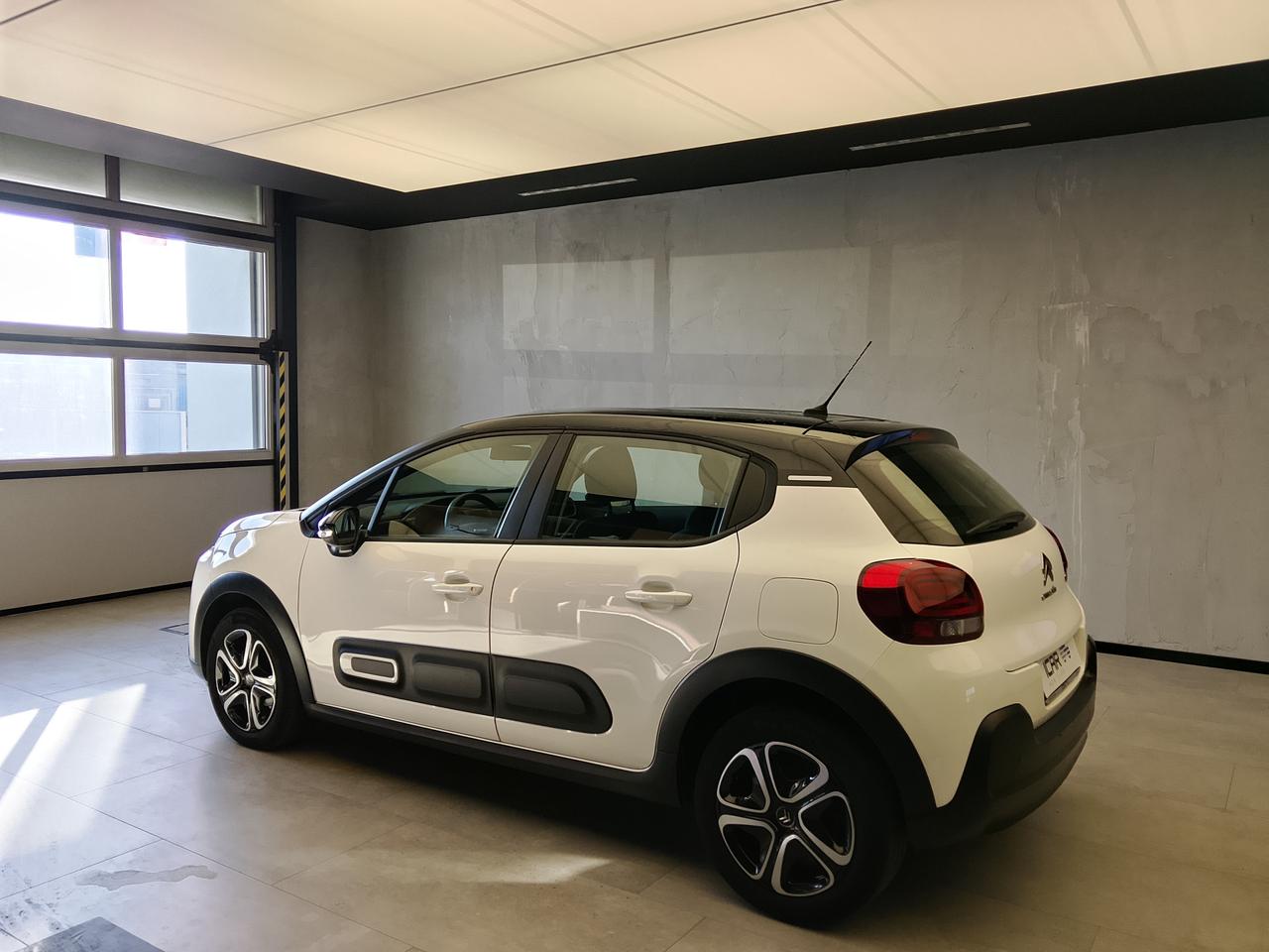 CITROEN C3 III - C3 1.5 bluehdi Shine Pack s&s 100cv 6m