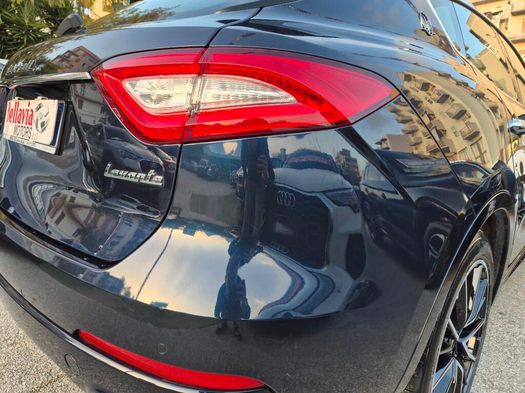 Maserati Levante 3.0 D 250CV IVA INCLUSA