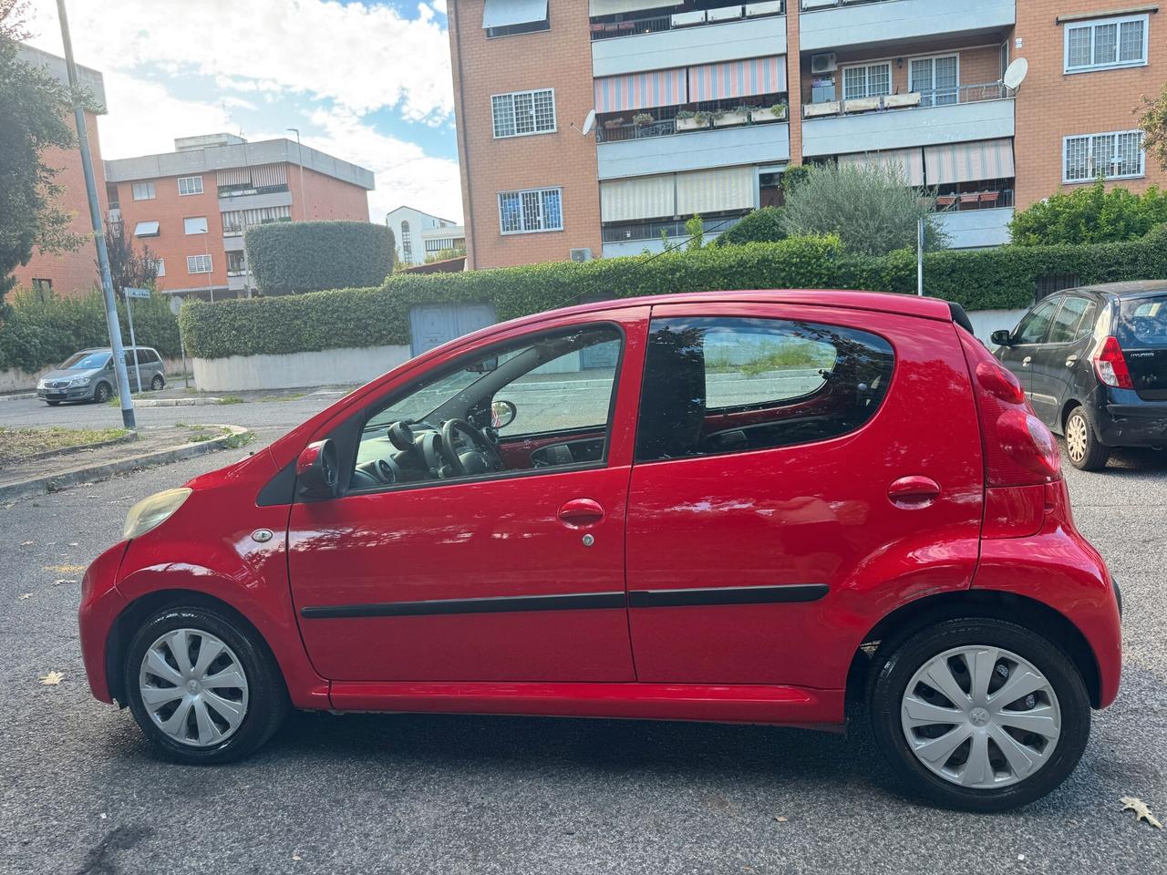 Peugeot 107 1.0 68CV 5p. Sweet Years