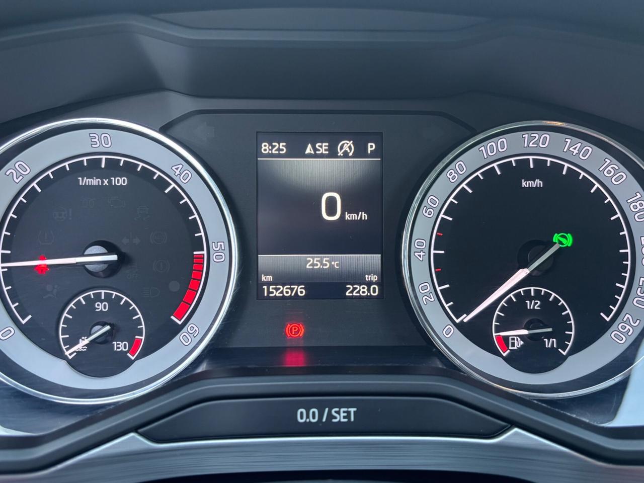 Skoda Superb 2.0 TDI 150CV DSG Wagon Executive
