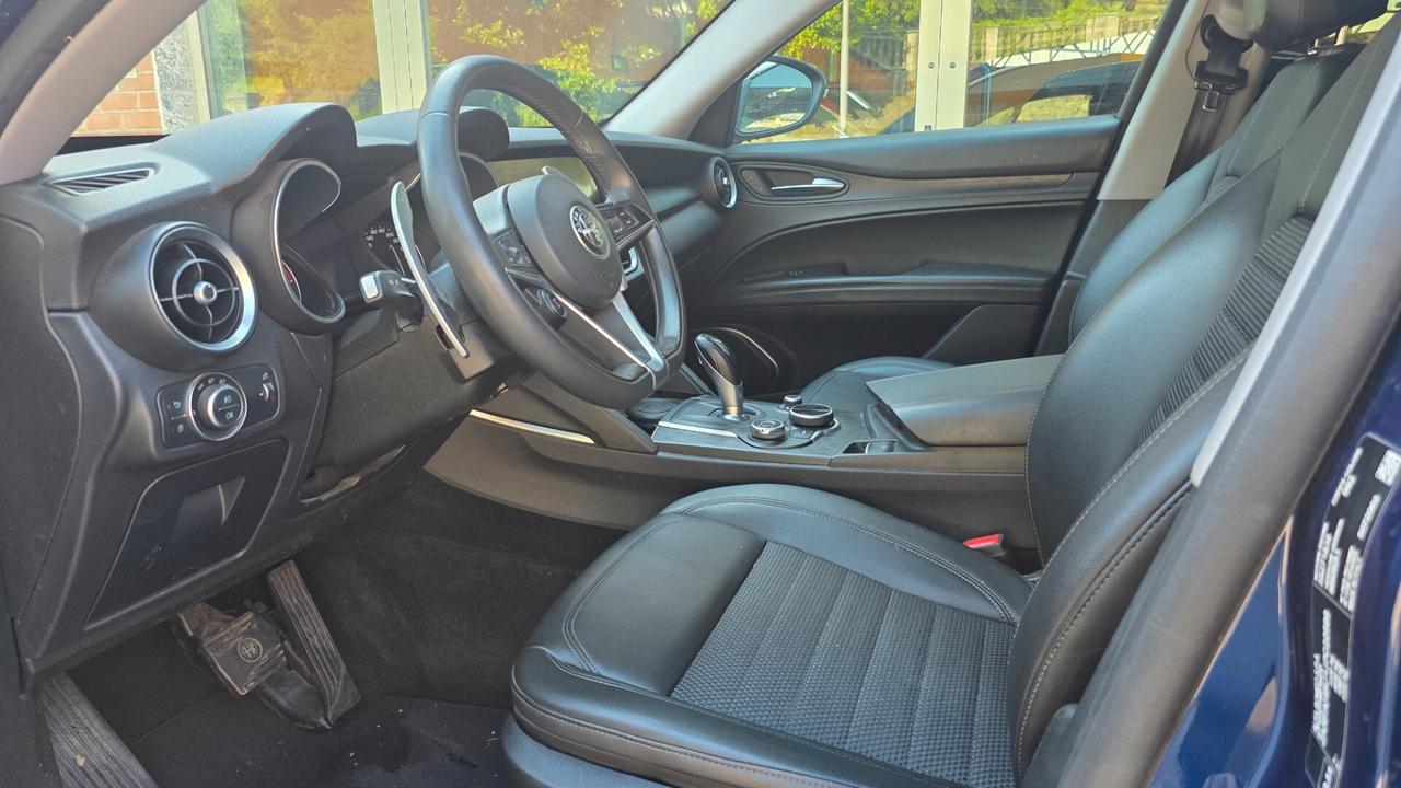 Alfa Romeo Stelvio 2.2 Turbodiesel 210 CV AT8 Q4 Super