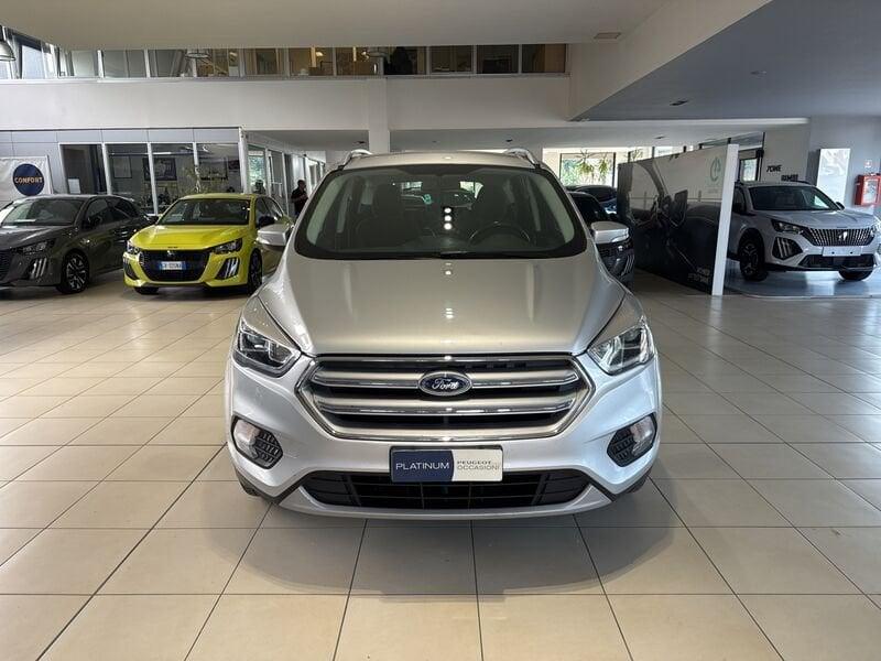 Ford Kuga 1.5 TDCI 120 CV S&S 2WD Powershift Business