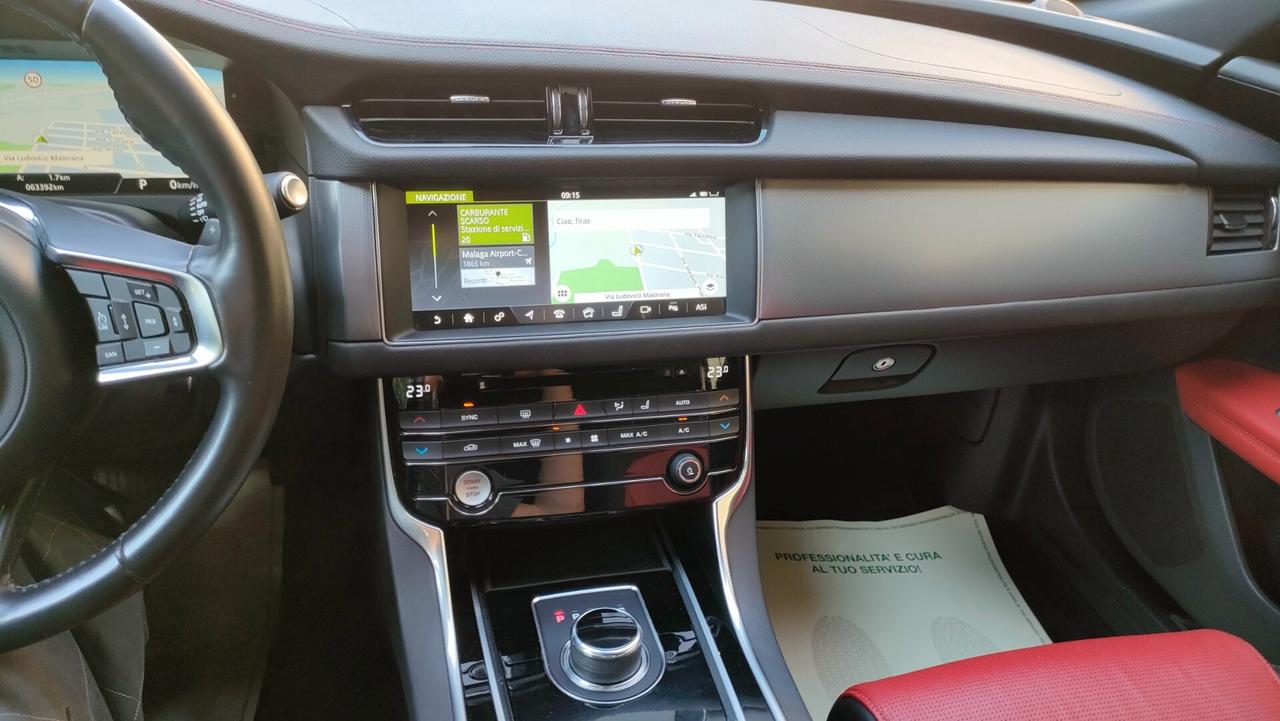 Jaguar XF 2.0 D 180 CV R-Sport