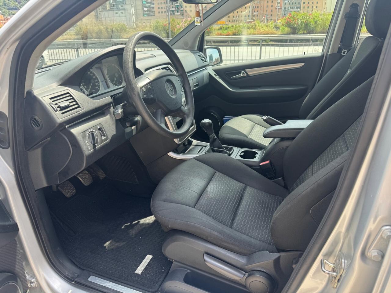 Mercedes-benz B 180 B 180 CDI Premium 2011