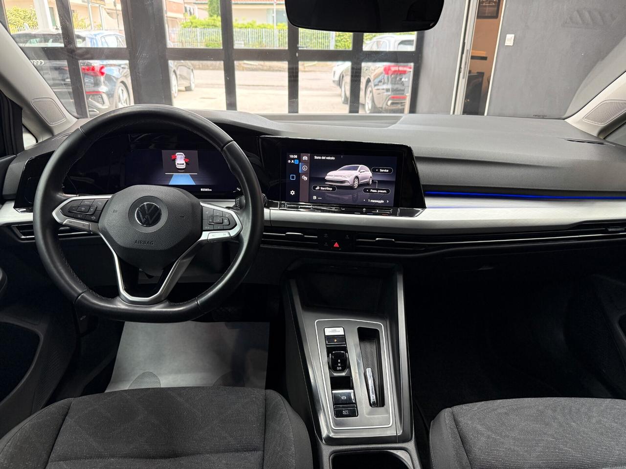 Volkswagen Golf 8 2.0 TDI 150CV DSG