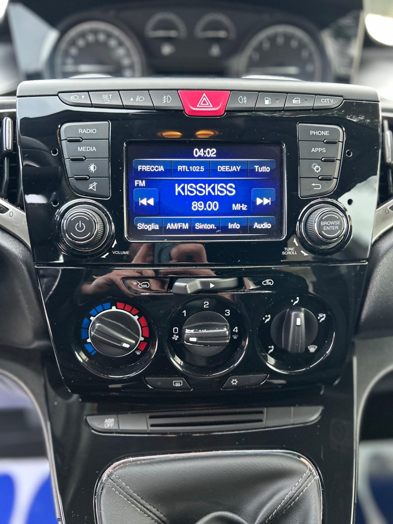 Lancia Ypsilon 1.2 GPL Ecochic Gold