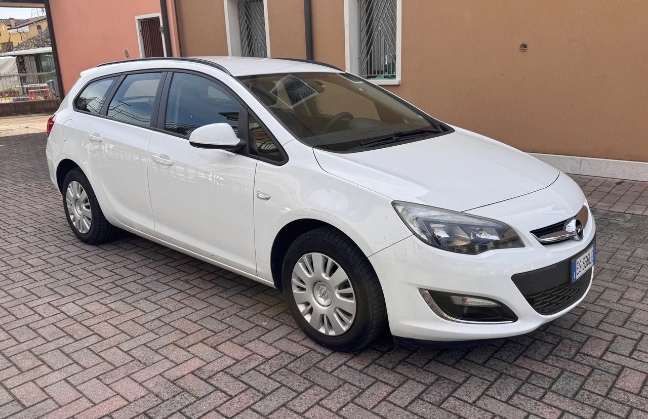 Opel Astra 1.7 CDTI 110CV Ok Neopatentati