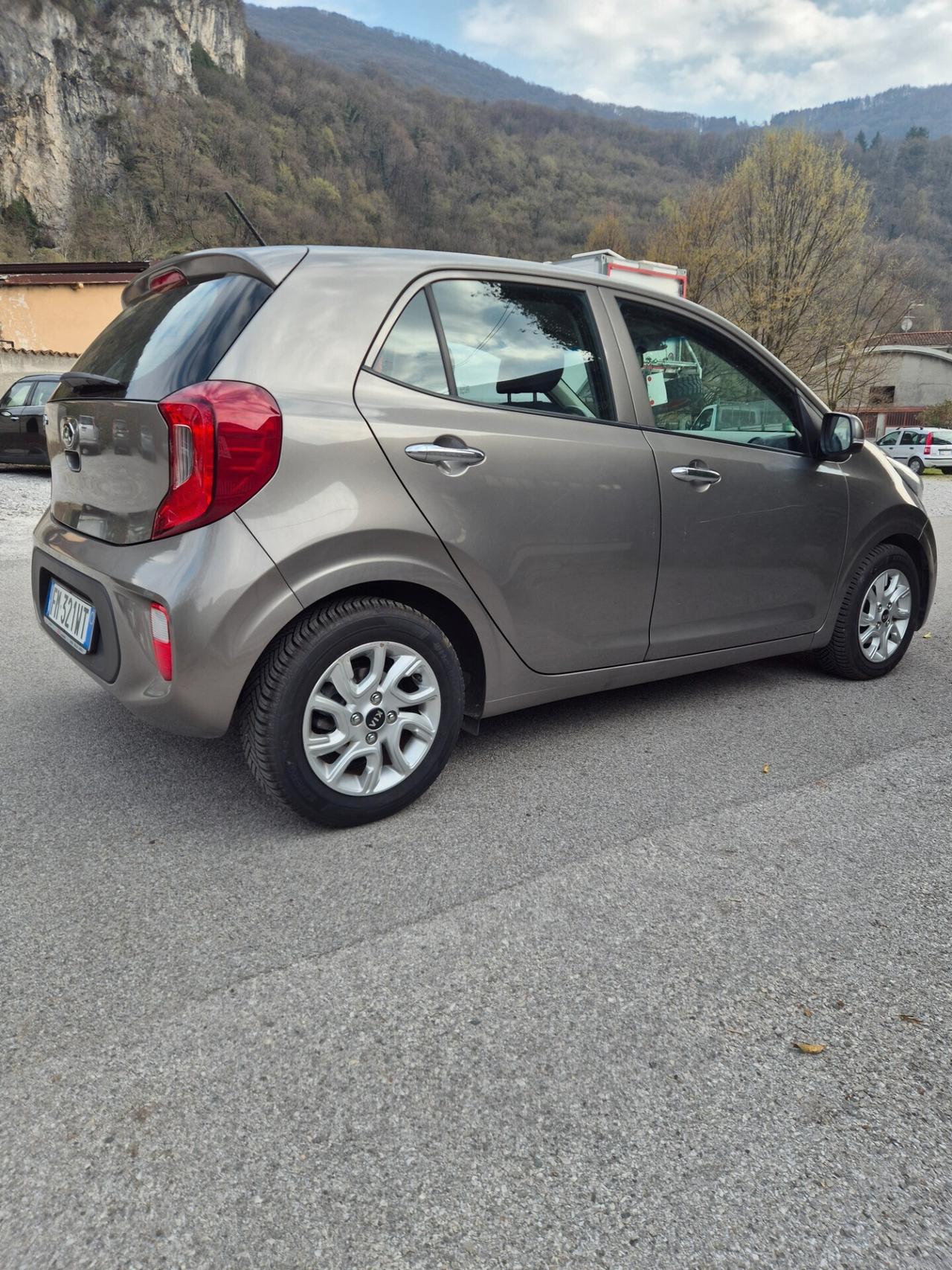 KIA PICANTO GT LINE BENZINA NEO PATENTATI