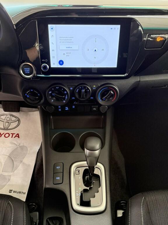 Toyota Hilux Double Cab 2.4 D-4D Lounge A/T