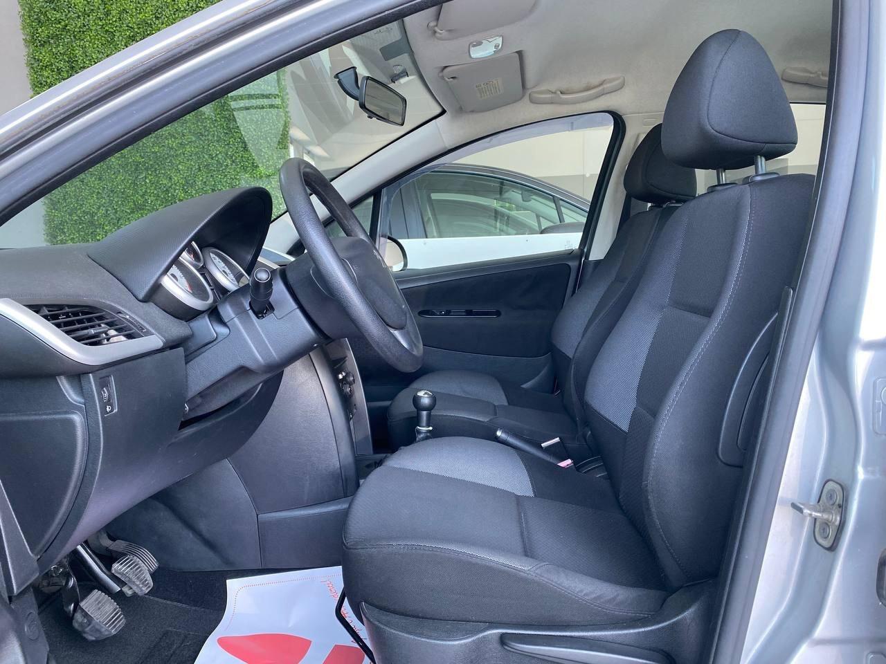 Peugeot 207 - 1.4 | 95CV