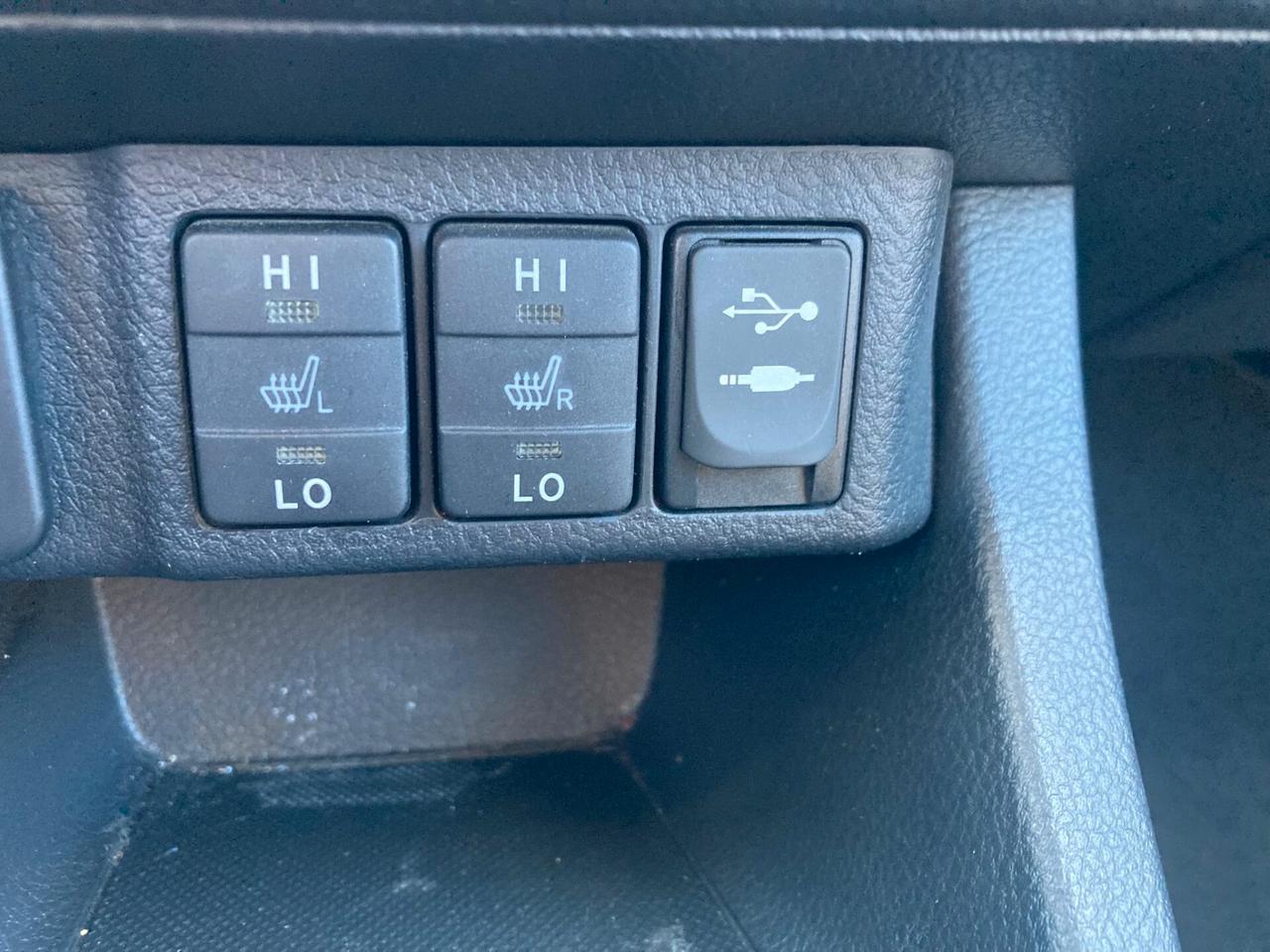 Toyota Auris 1.4 D-4D Lounge
