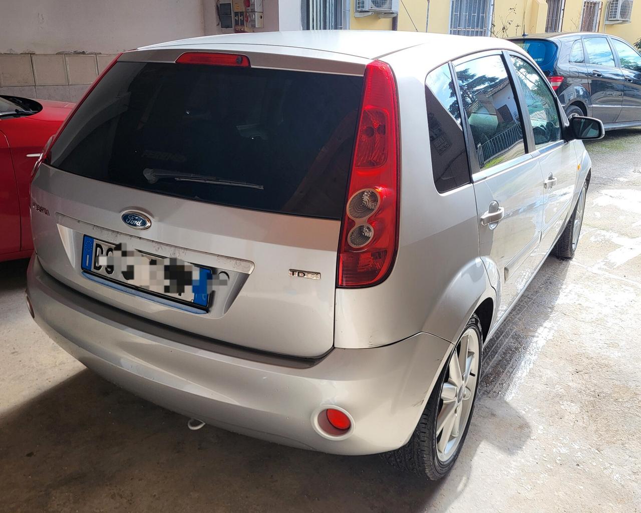 Ford Fiesta 1.4 TDCi 5p. Ghia