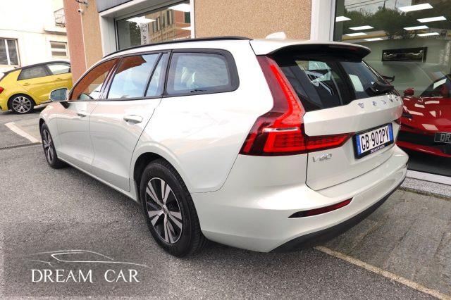 VOLVO V60 D3 Momentum Business Pro UNIPRO